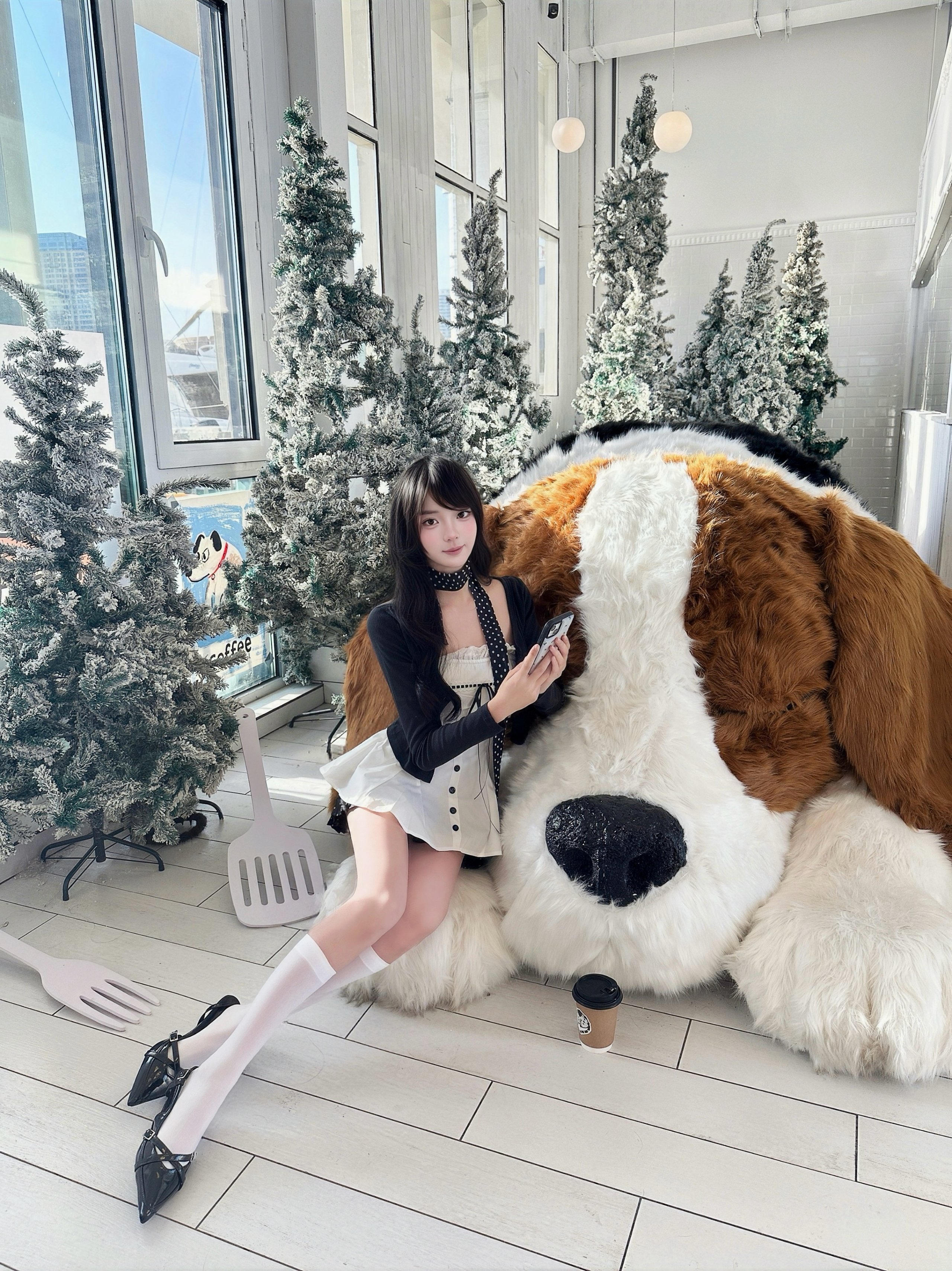 青春少女 · 咖啡店的邂逅